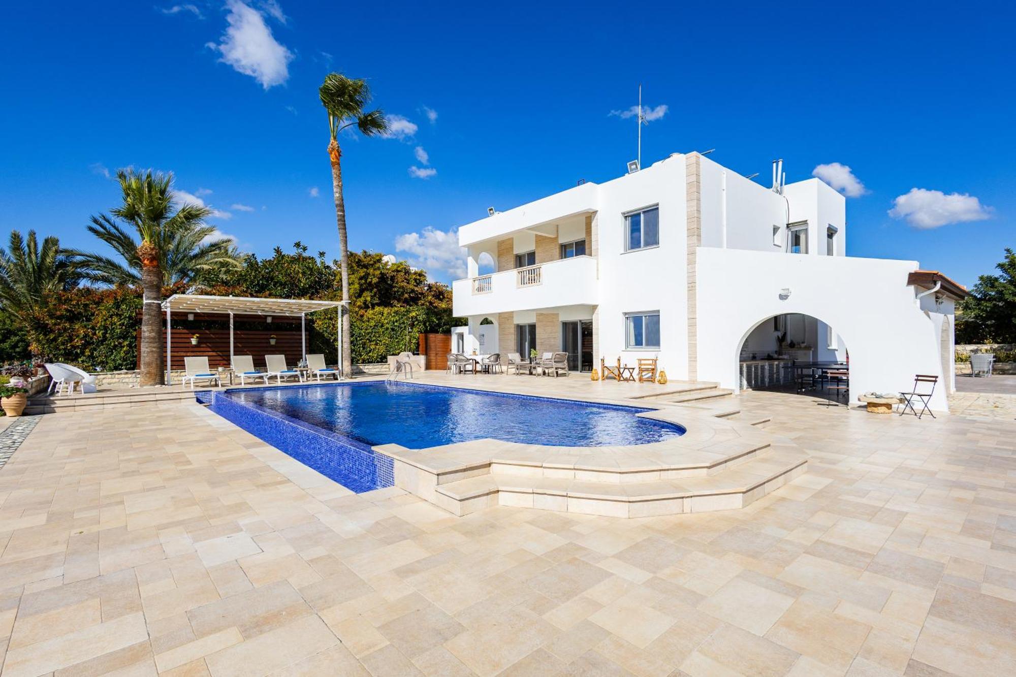 Villa Chrysta Agios Theodoros Bagian luar foto