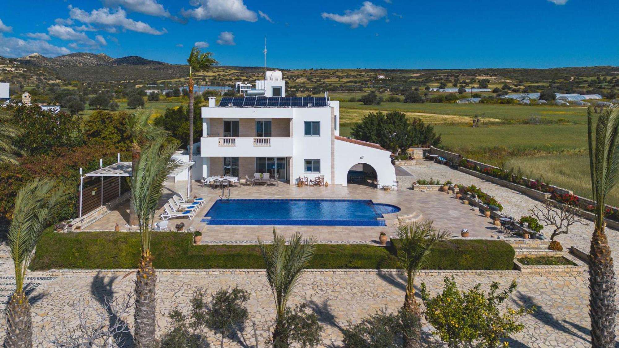 Villa Chrysta Agios Theodoros Bagian luar foto