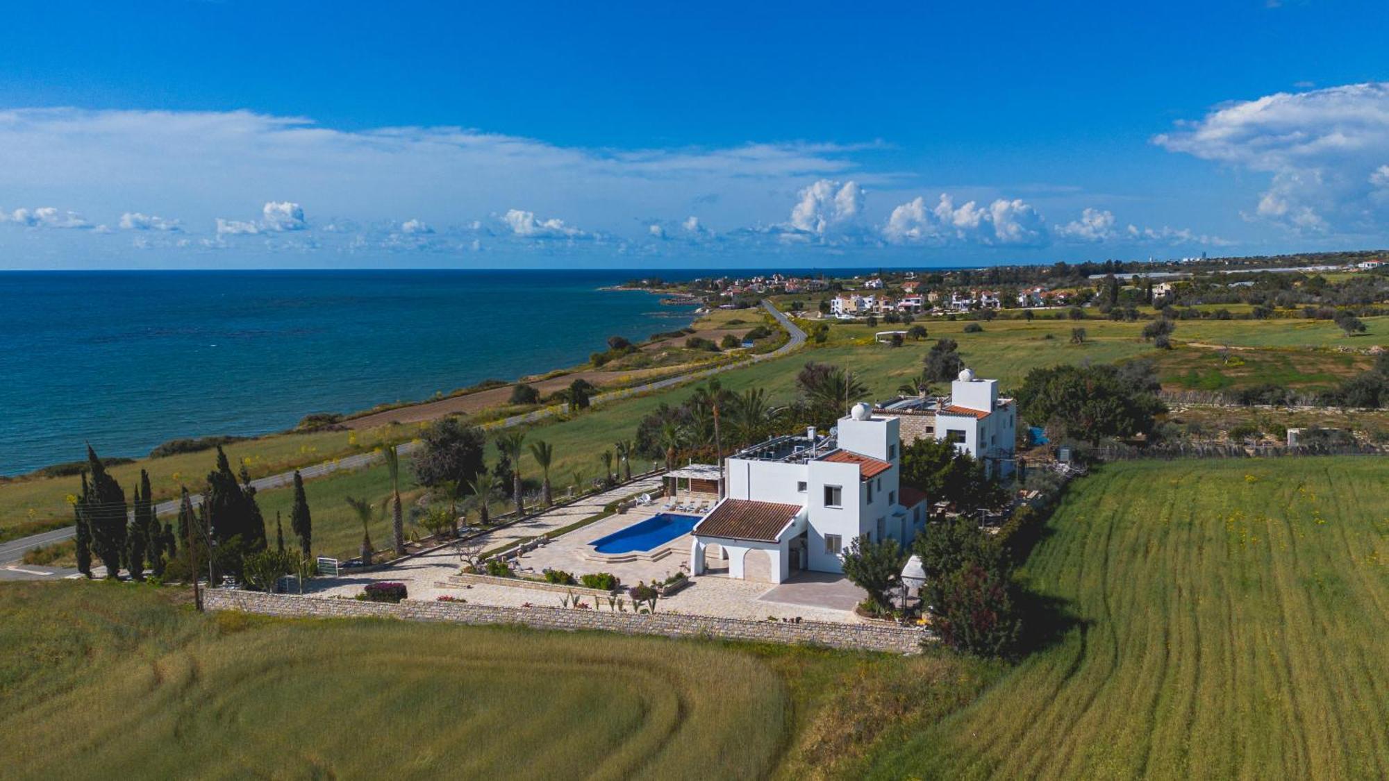 Villa Chrysta Agios Theodoros Bagian luar foto